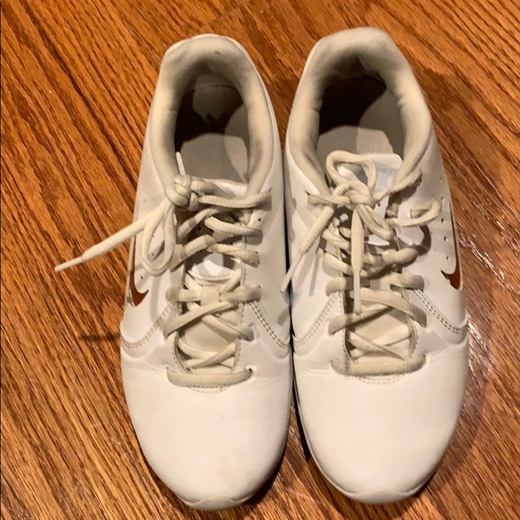 Nike sneakers - Picture 6 of 6